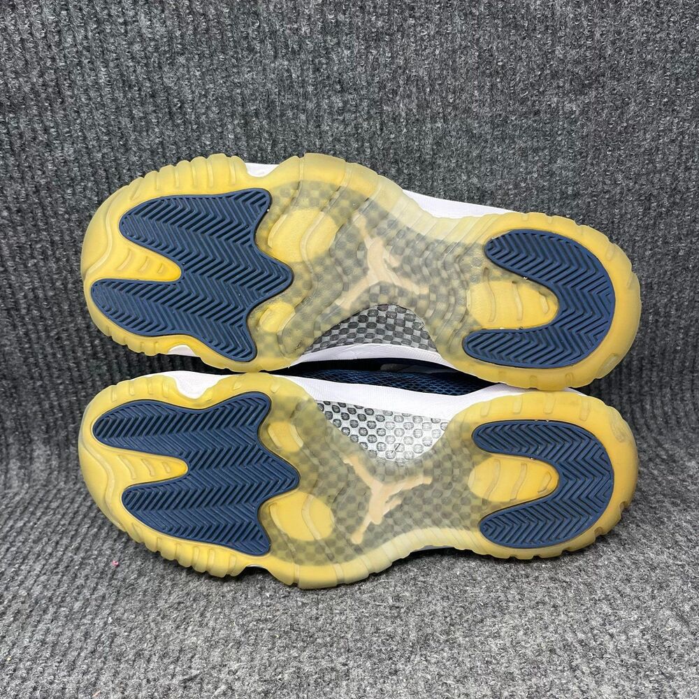 Nike Air Jordan 11 Retro Low Snakeskin Navy Blue White Mens 9.5 CD6846-102 - Picture 6 of 8